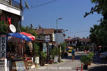 Ladenstra&szlig;e in Akyaka
