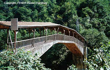 Br&uuml;cke bei Dernekpazar